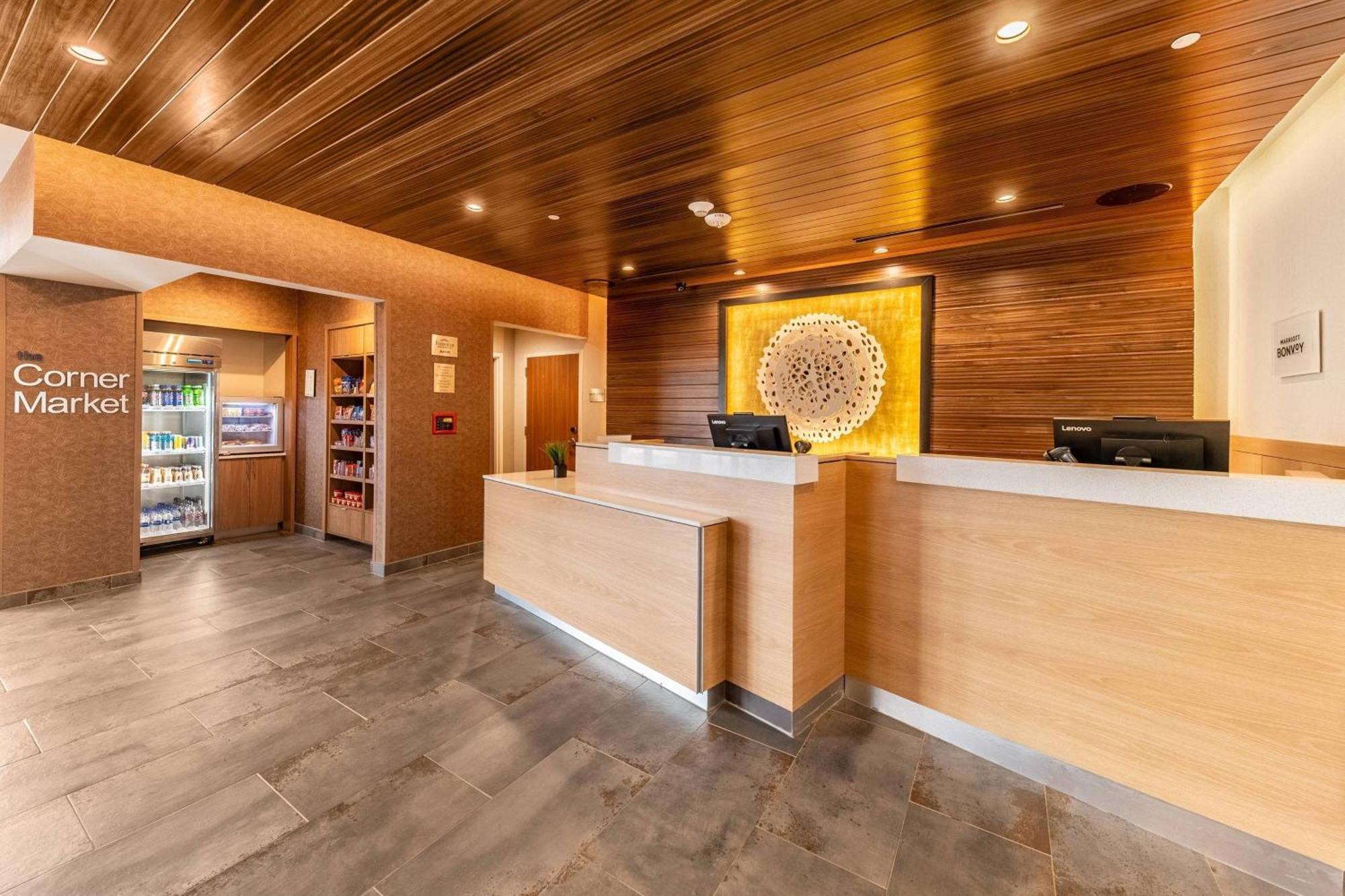 Fairfield Inn & Suites By Marriott Gainesville I-35 Exterior photo
